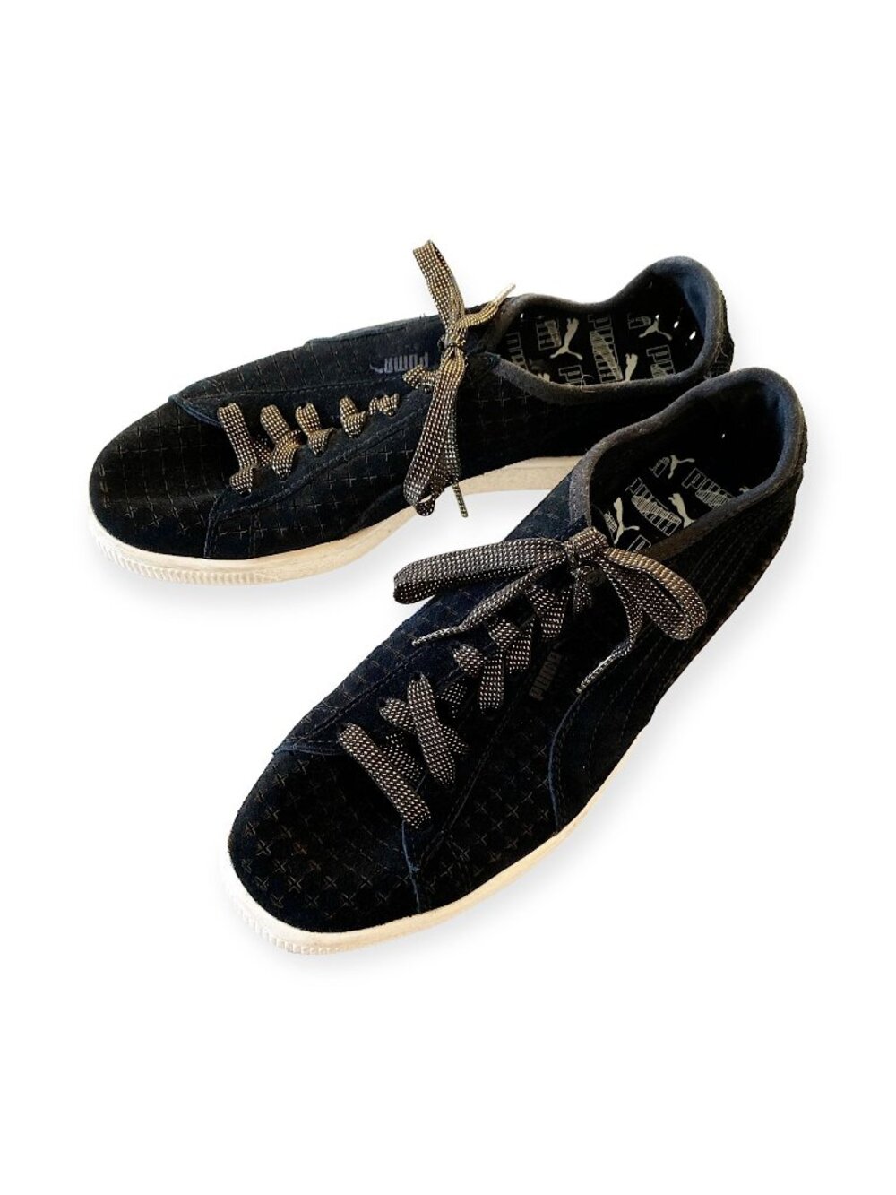Puma courtside perforated suede black sneakers, Size 8 (women)
